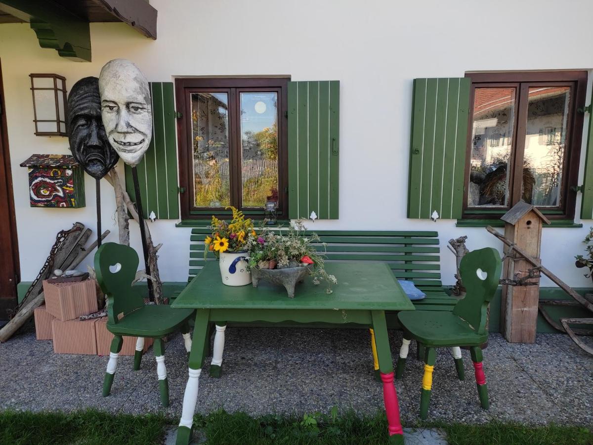 Ferienwohnung Künstlerhaus Weissgerbergütl Marquartstein Exterior foto