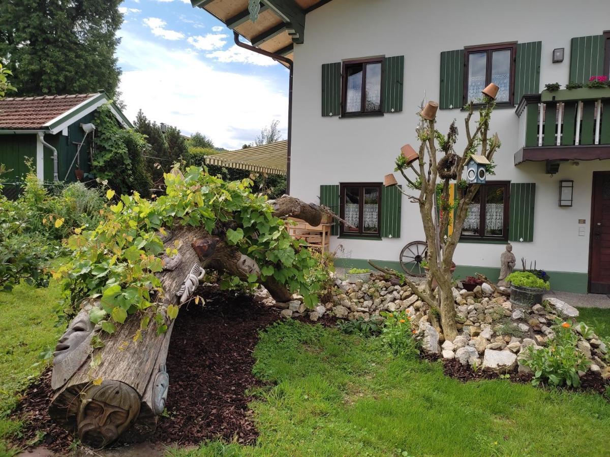 Ferienwohnung Künstlerhaus Weissgerbergütl Marquartstein Exterior foto