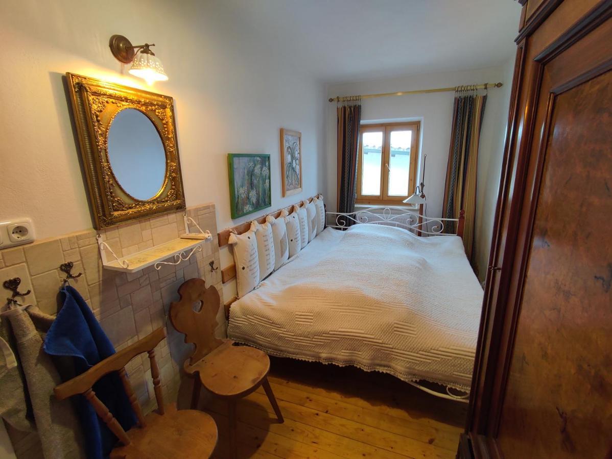 Ferienwohnung Künstlerhaus Weissgerbergütl Marquartstein Exterior foto